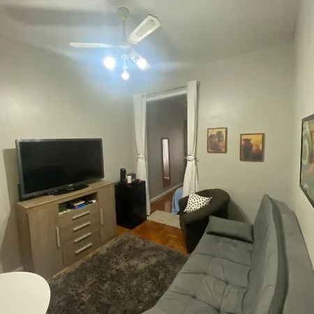 Apartamento Em Copacabana - Rj